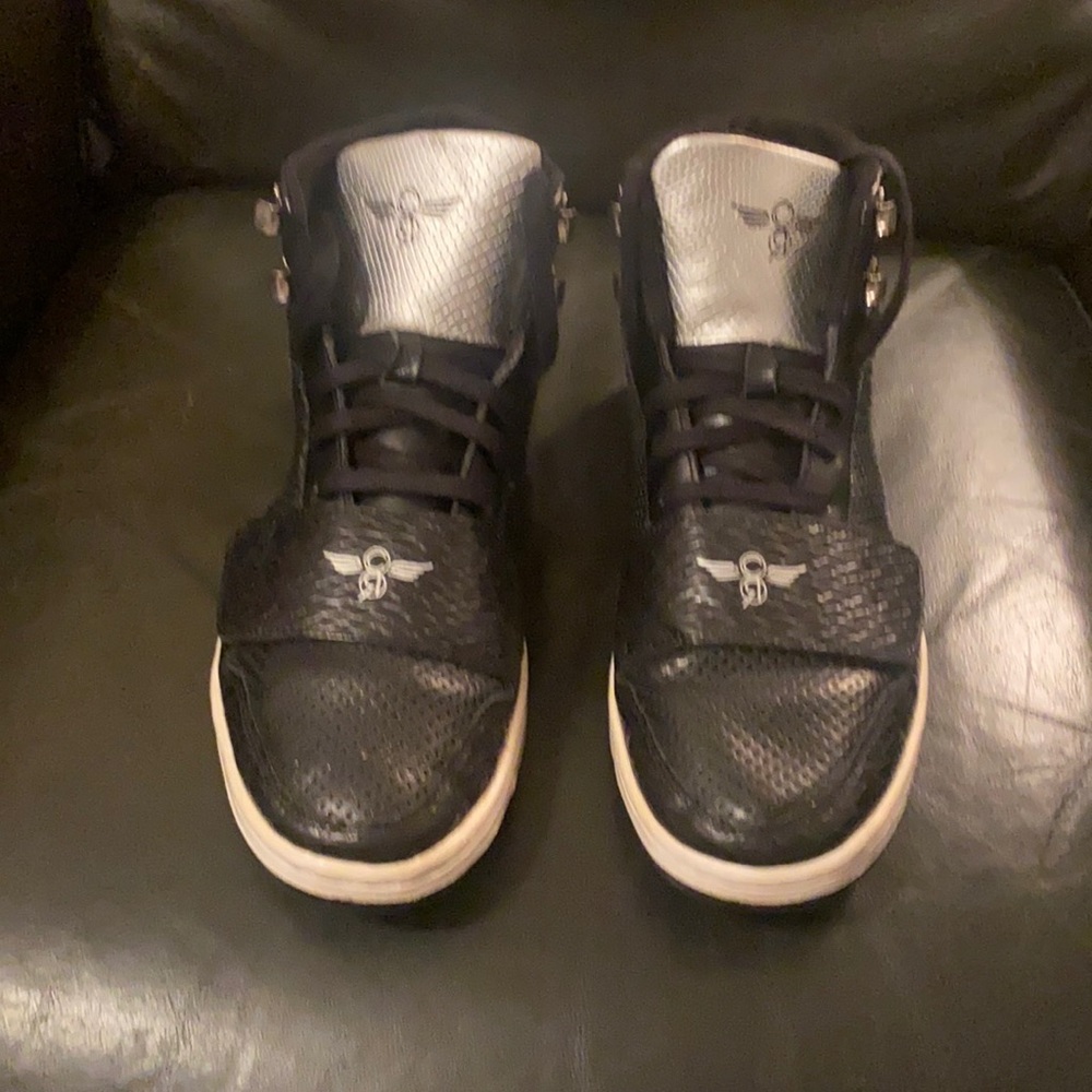 Men’s shoes
